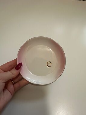Monogram Ceramic Jewelry Dish - Pink Gradient with Gold 'e'